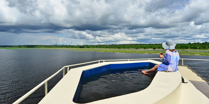 Plunge pool