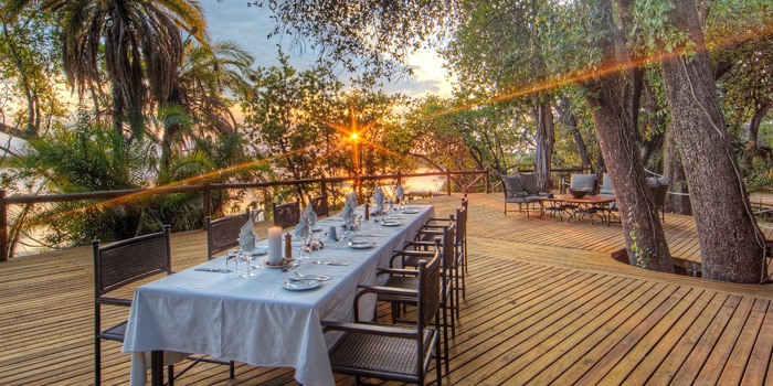 Alfresco dining