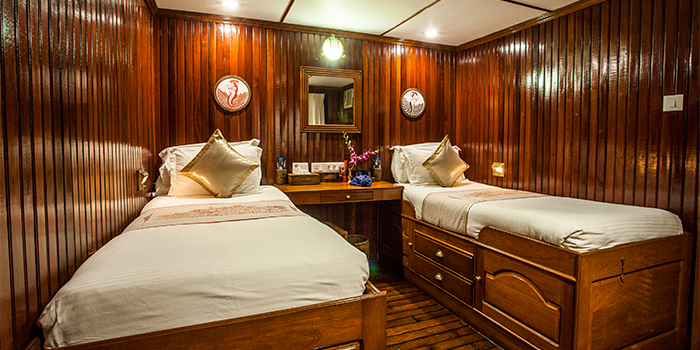 Bengal Ganga Deluxe Suite