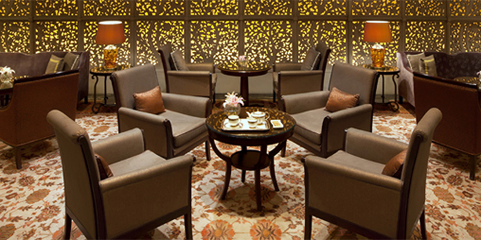 Apollo Bar Lounge