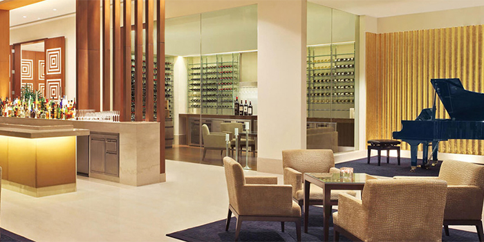 Piano Bar
