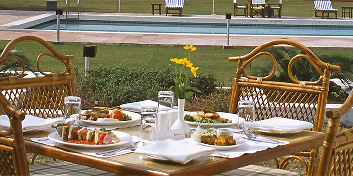 Outdoor restaurant