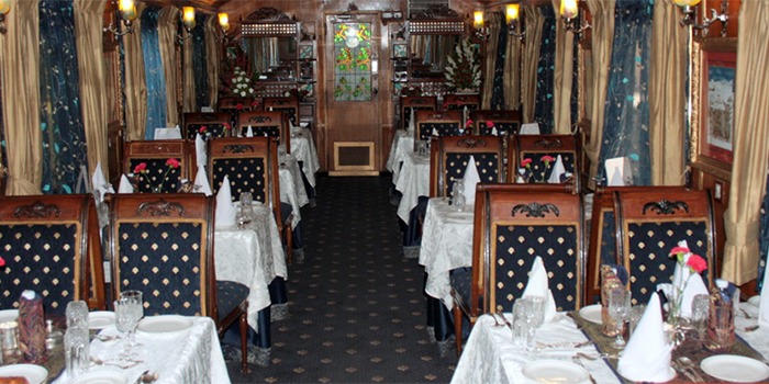 Train Restaurant Train Restaurant