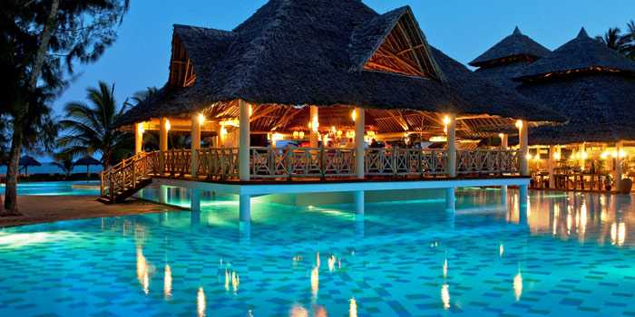 Evening view of restaurant