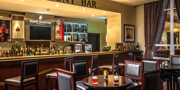 Balcony Bar