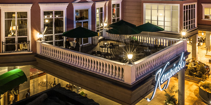 Balcony Bar exterior