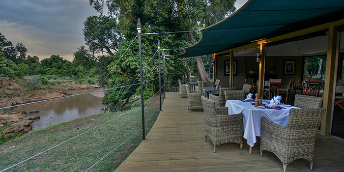 Dining deck