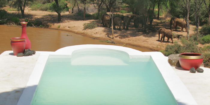 Plunge pool