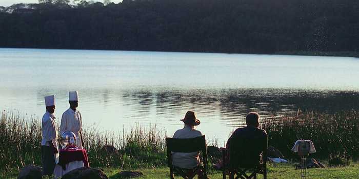 Breakfast by the lake