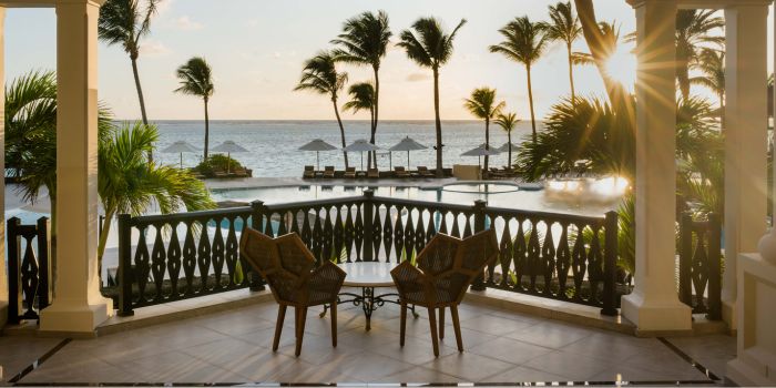Lobby View to Pool & Beach