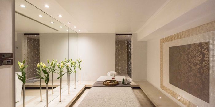 Spa treatment room
