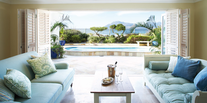 Pool view suit