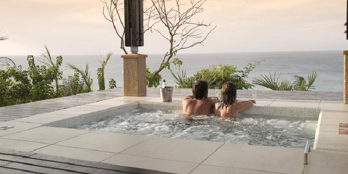 Jacuzzi