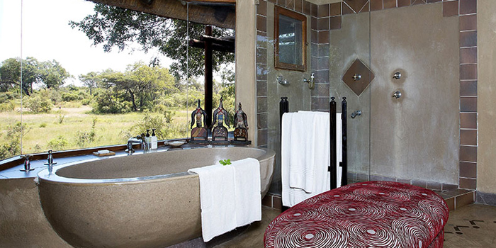 Premier suite bathroom