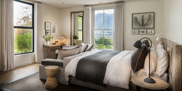 Guest room