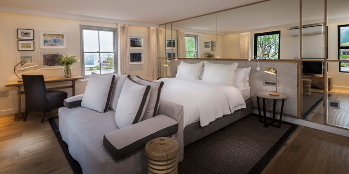 Guest room