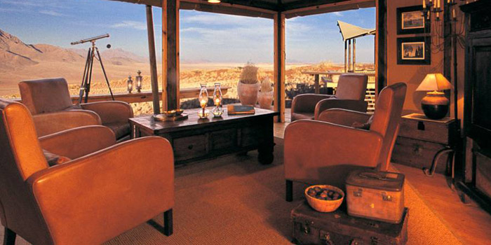 Lounge and viewing deck