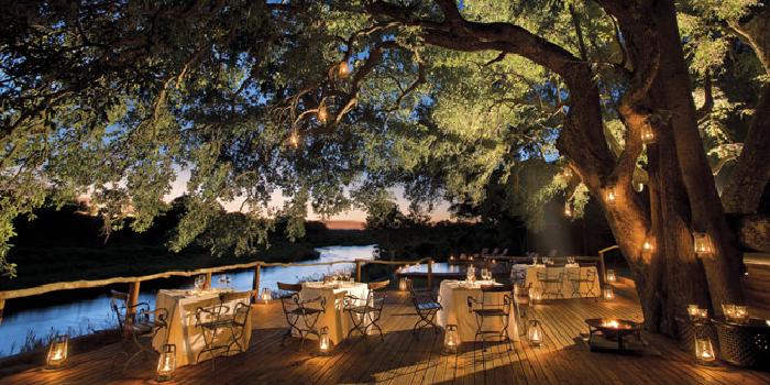 Dine by the river