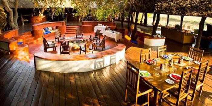 Dining deck