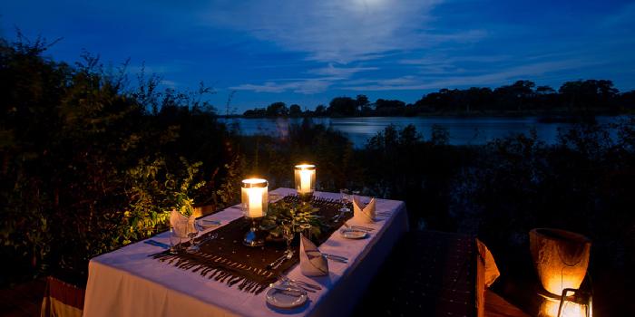 Alfresco dining