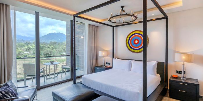 Grand Suite Red Level