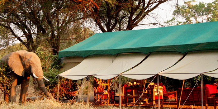 Lounge exterior