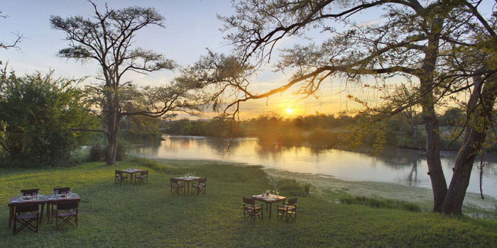 Dine by the river