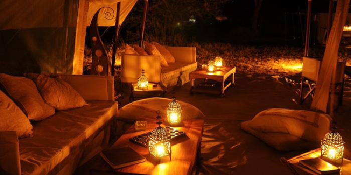Lounge tent