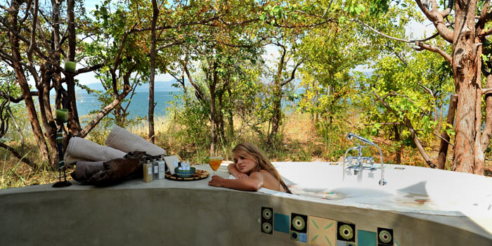 Outdoor bath