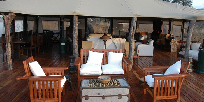 Lounge deck
