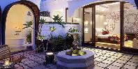 Deluxe Delight Room