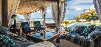 Cliff Lounge