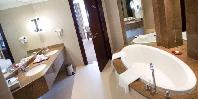 Jacuzzi suite