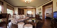 Flamingo Suite
