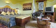 Suite Bedroom