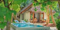 Beach Deluxe Villa with pool