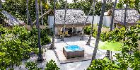 Jacuzzi Beach Villa