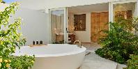Outdoor Bath Deluxe Beach Villa