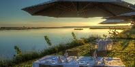 Alfresco dining