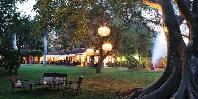 Alfresco dining