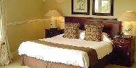 Merlot bedroom