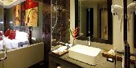 Deluxe Ocean View Bathroom