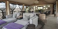 Upper deck