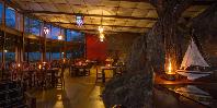 Bar dining room