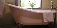 Chalet bathtub