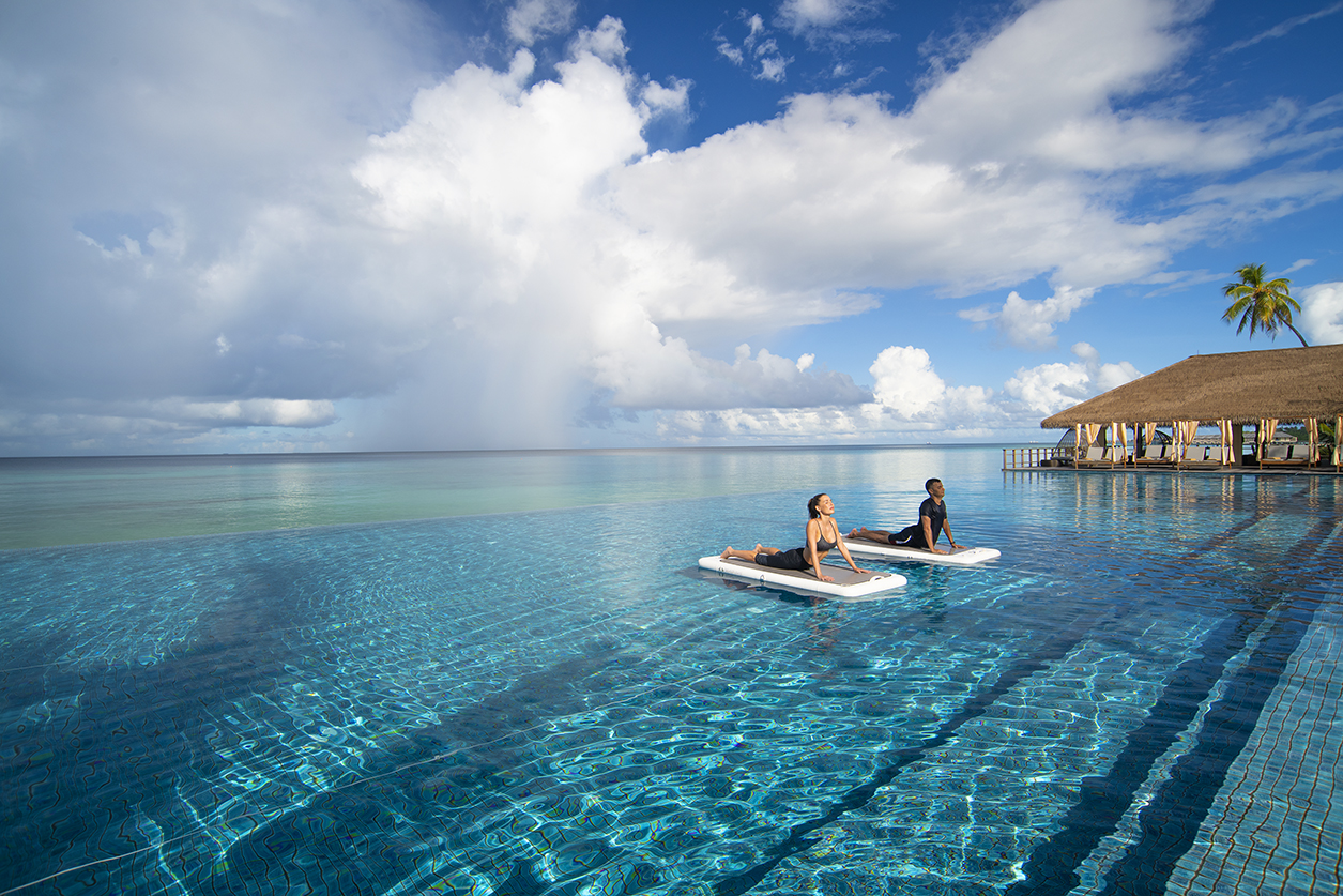 Aqua_Yoga1.jpg