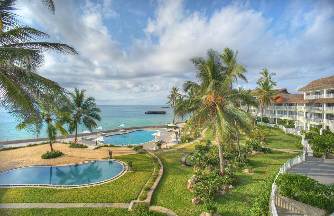 Hemingways_Watamu.jpg