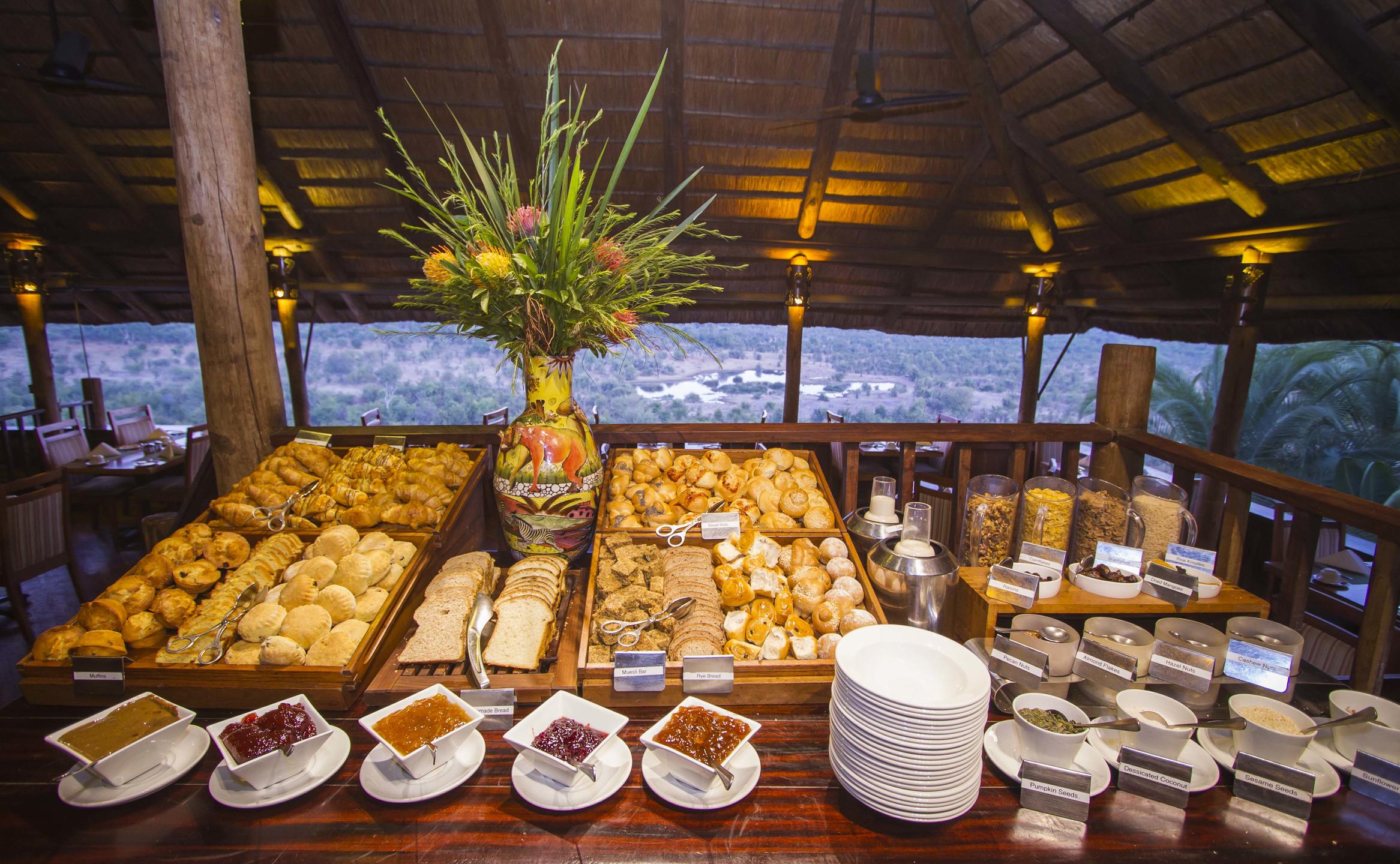 Victoria_Falls_Safari_Lodge_3.jpg